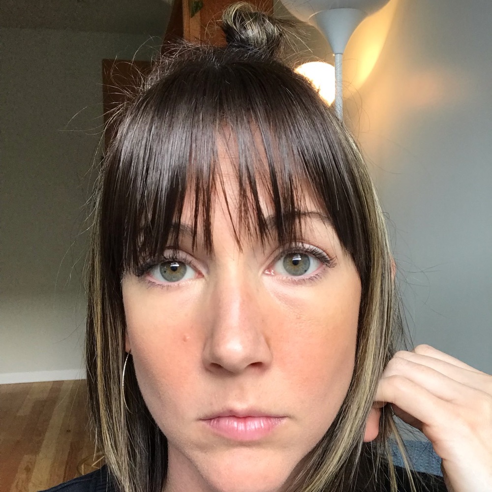 Meet your Posher, Laurie